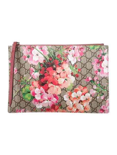 purseblog gucci bloom|Gucci gg blooms clutch.